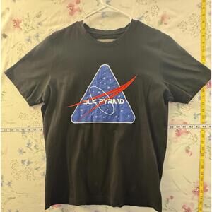 Black Pyramid Embroidered Logo T-Shirt Men’s Black Streetwear Tee Size L